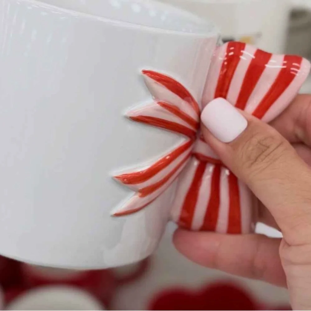 Stoneware‎ Bow Handle Mug 15 ounces white w pink/ red coquette girl birthday